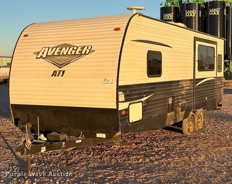 image for item EF6235 2019 Avenger Forest River camper