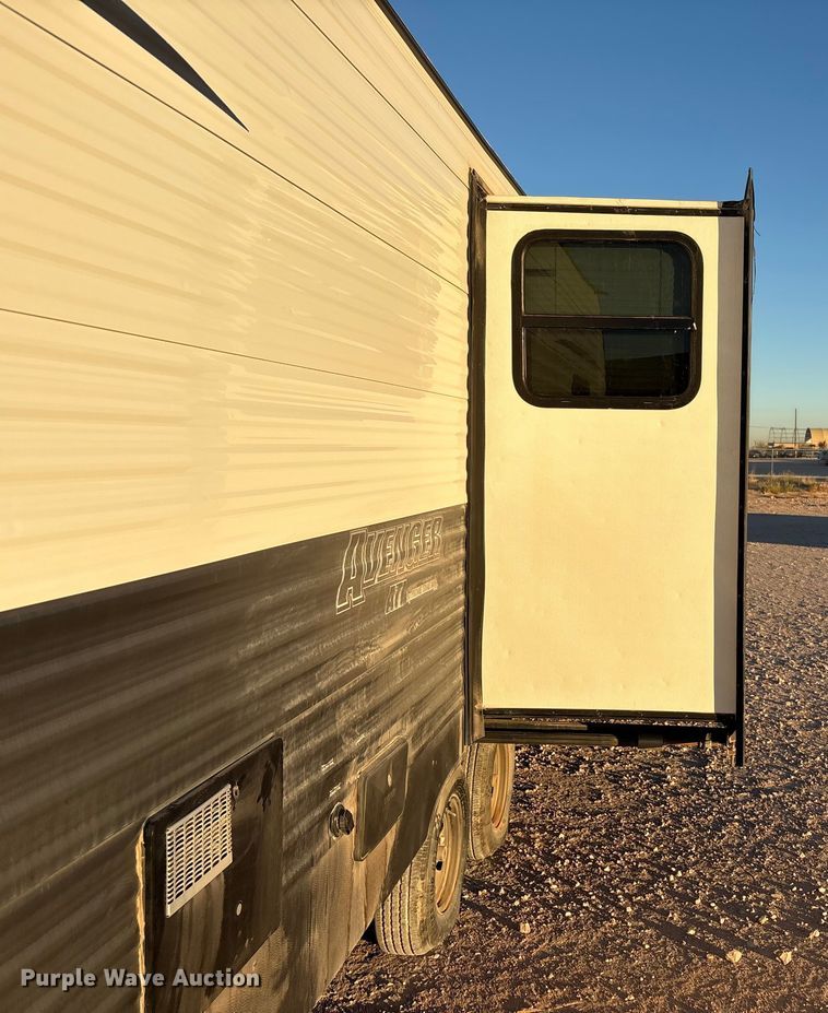 image for item EF6235 2019 Avenger Forest River camper