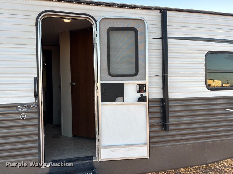 image for item EF6235 2019 Avenger Forest River camper