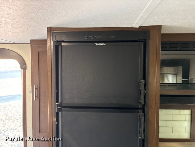 image for item EF6235 2019 Avenger Forest River camper