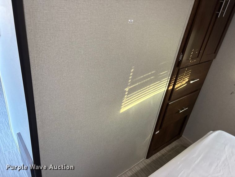 image for item EF6235 2019 Avenger Forest River camper