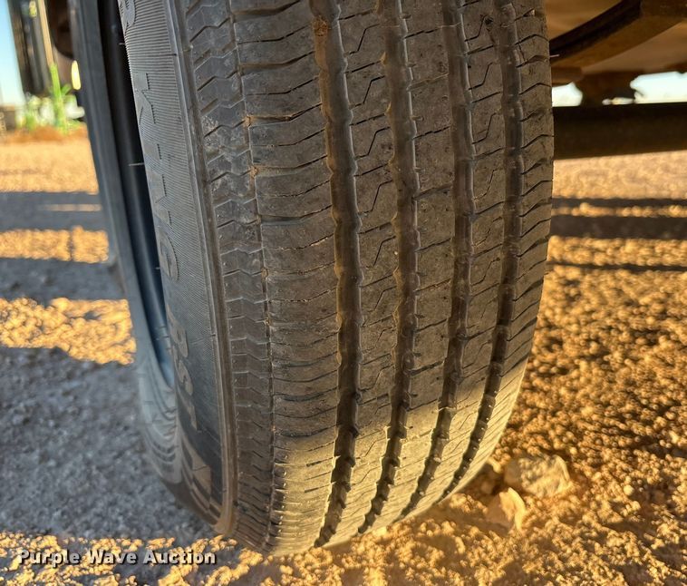 image for item EF6235 2019 Avenger Forest River camper