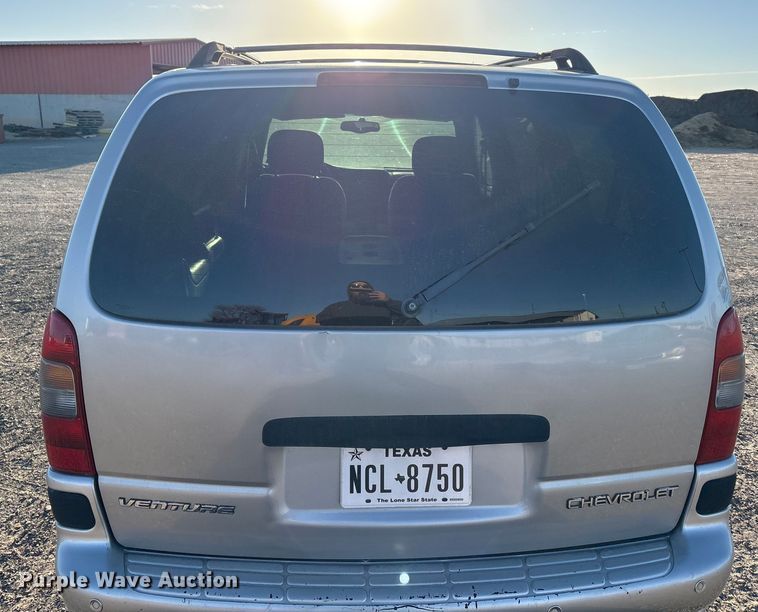 image for item EF6261 2005 Chevrolet Venture van