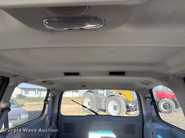 image for item EF6261 2005 Chevrolet Venture van