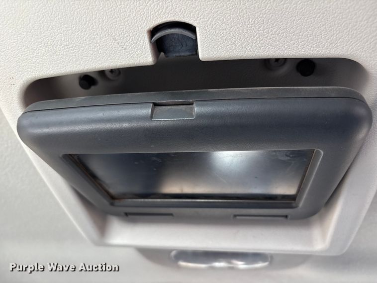 image for item EF6261 2005 Chevrolet Venture van