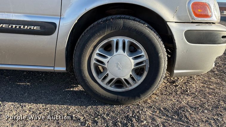 image for item EF6261 2005 Chevrolet Venture van