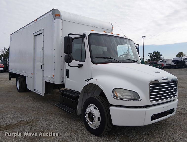 image for item EG1713 2012 Freightliner Business Class M2 box truck