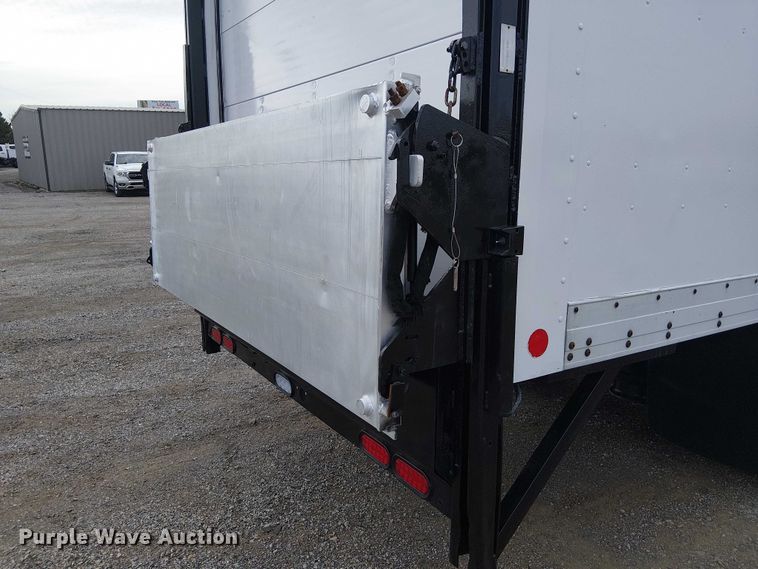 image for item EG1713 2012 Freightliner Business Class M2 box truck