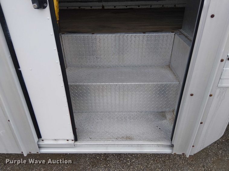 image for item EG1713 2012 Freightliner Business Class M2 box truck