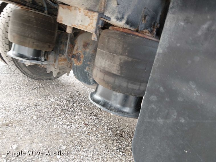 image for item EG1713 2012 Freightliner Business Class M2 box truck