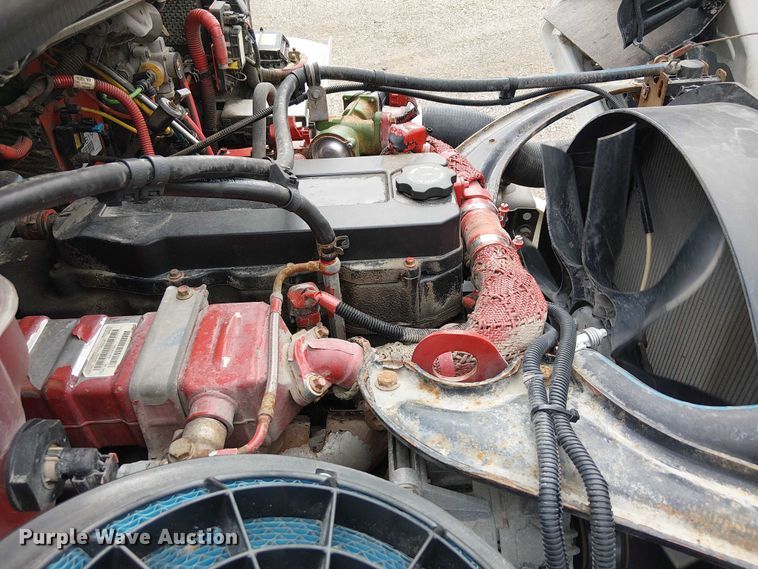 image for item EG1713 2012 Freightliner Business Class M2 box truck