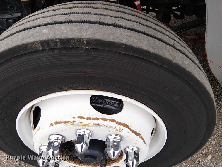 image for item EG1713 2012 Freightliner Business Class M2 box truck