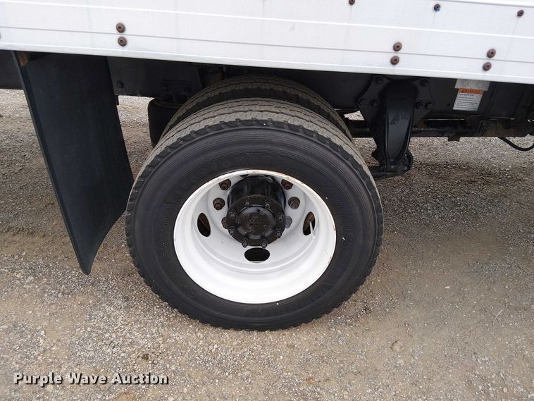 image for item EG1713 2012 Freightliner Business Class M2 box truck