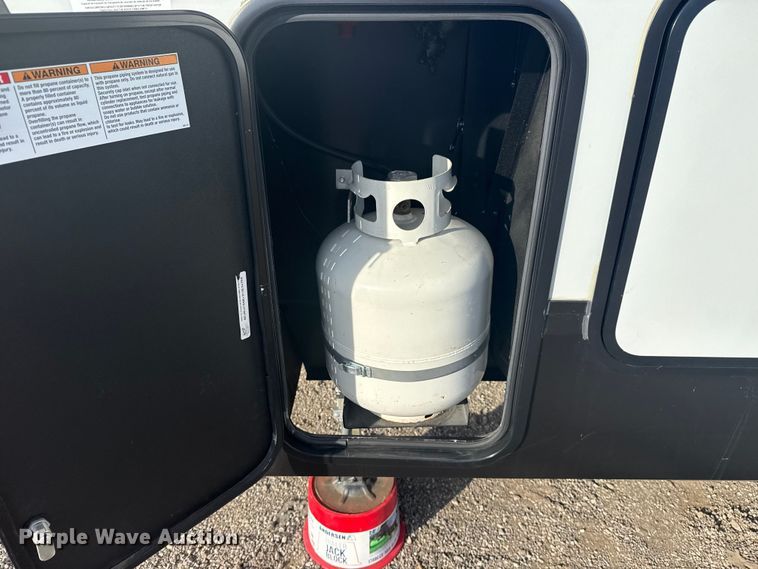 image for item EG1734 2021 Cherokee by Forest River Inc. Arctic Wolf camper