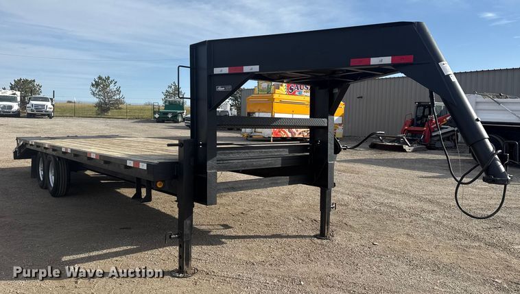 image for item EG1747 2016 Hillsboro Industries 725-2X-BT-A equipment trailer