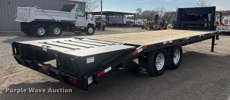 image for item EG1747 2016 Hillsboro Industries 725-2X-BT-A equipment trailer