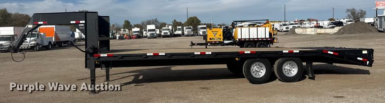 image for item EG1747 2016 Hillsboro Industries 725-2X-BT-A equipment trailer