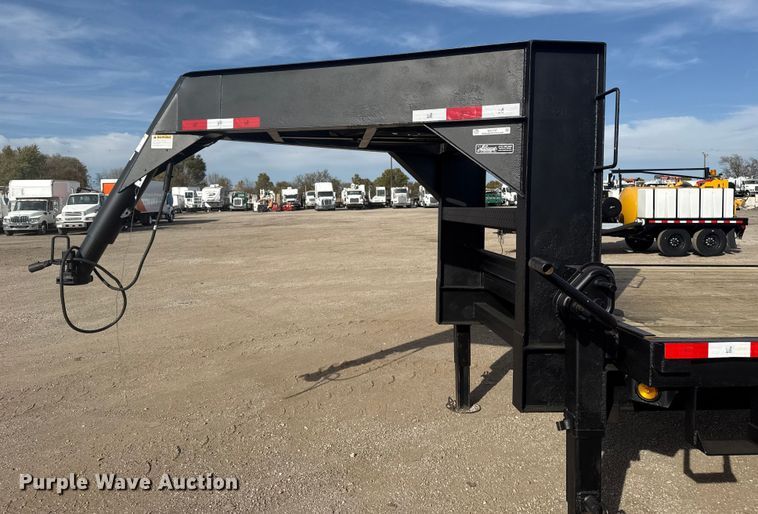 image for item EG1747 2016 Hillsboro Industries 725-2X-BT-A equipment trailer