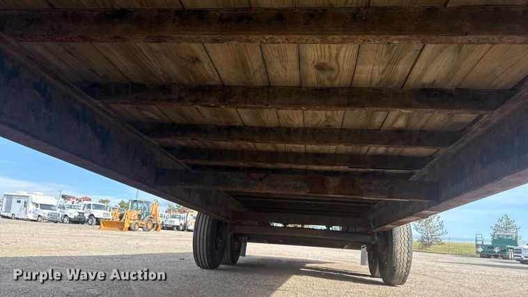 image for item EG1747 2016 Hillsboro Industries 725-2X-BT-A equipment trailer