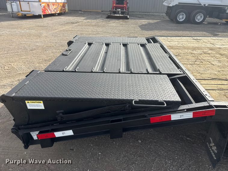 image for item EG1747 2016 Hillsboro Industries 725-2X-BT-A equipment trailer