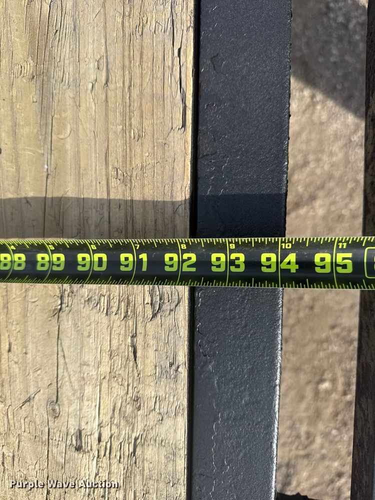 image for item EG1747 2016 Hillsboro Industries 725-2X-BT-A equipment trailer