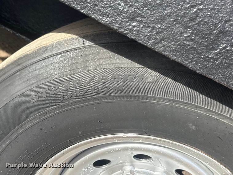 image for item EG1747 2016 Hillsboro Industries 725-2X-BT-A equipment trailer