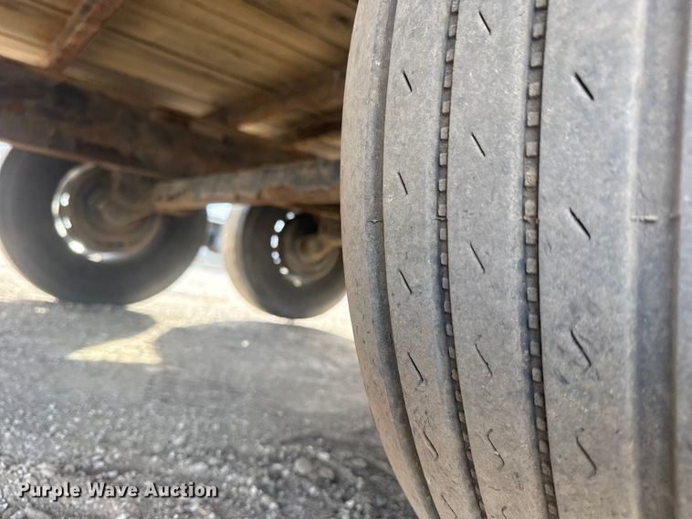 image for item EG1747 2016 Hillsboro Industries 725-2X-BT-A equipment trailer