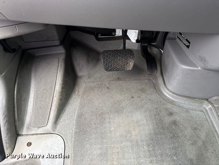 image for item EG1776 2011 Mercedes-Benz Sprinter 2500 van