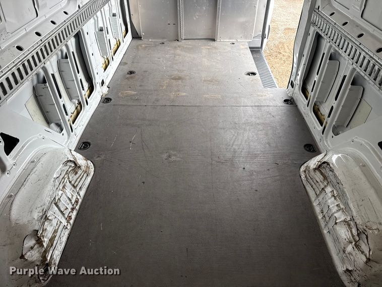 image for item EG1776 2011 Mercedes-Benz Sprinter 2500 van