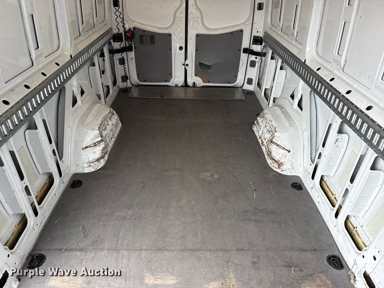 image for item EG1776 2011 Mercedes-Benz Sprinter 2500 van