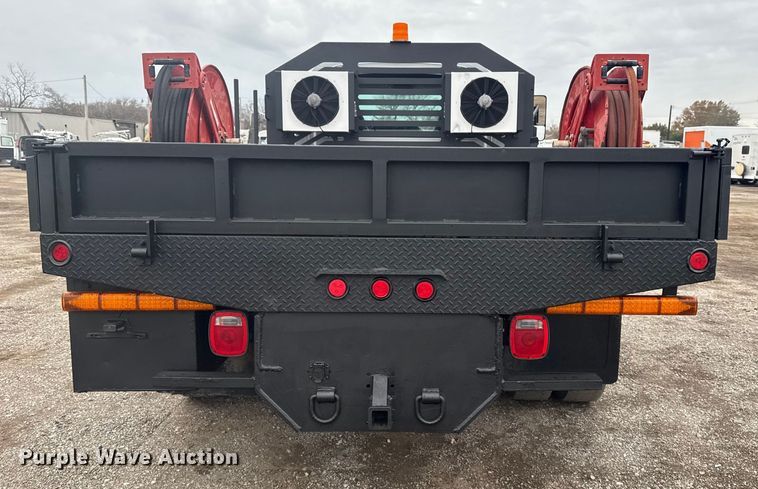 image for item EG1783 2009 GMC C4500 dump truck