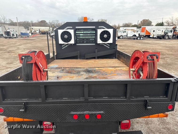 image for item EG1783 2009 GMC C4500 dump truck