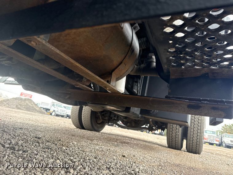 image for item EG1783 2009 GMC C4500 dump truck