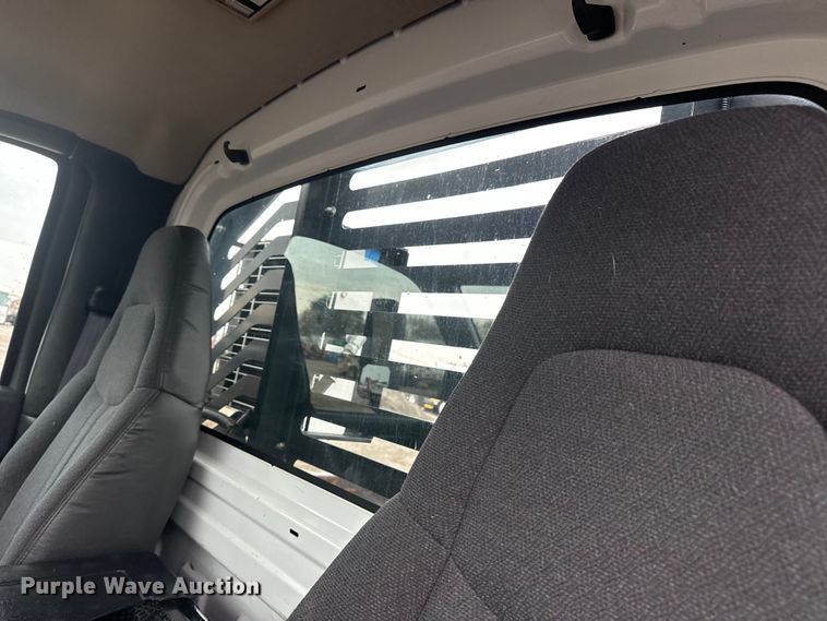 image for item EG1783 2009 GMC C4500 dump truck