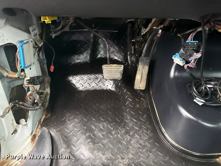 image for item EG1783 2009 GMC C4500 dump truck