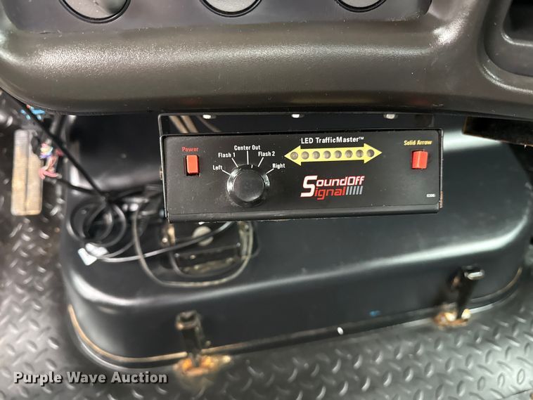 image for item EG1783 2009 GMC C4500 dump truck