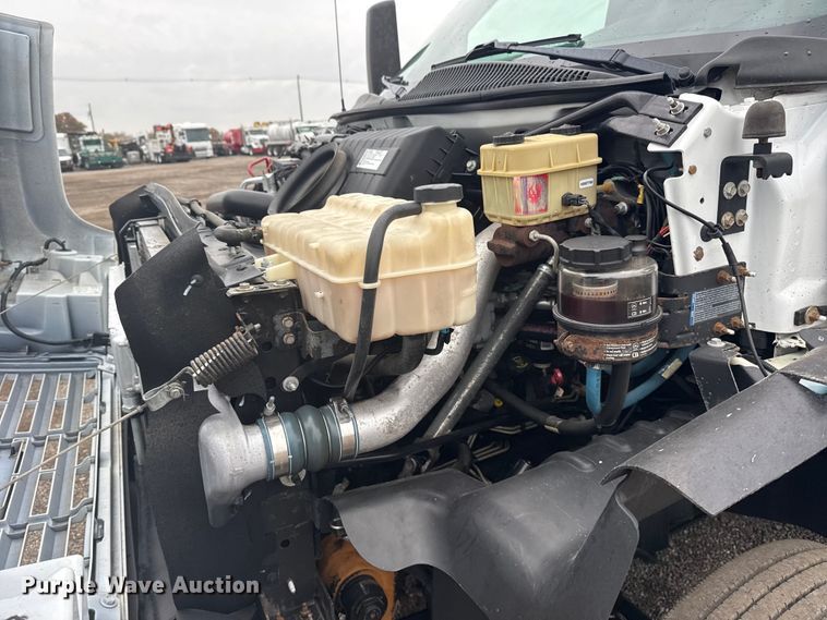 image for item EG1783 2009 GMC C4500 dump truck