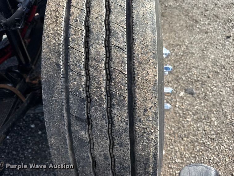 image for item EG1793 2011 Peterbilt 348 rollback truck