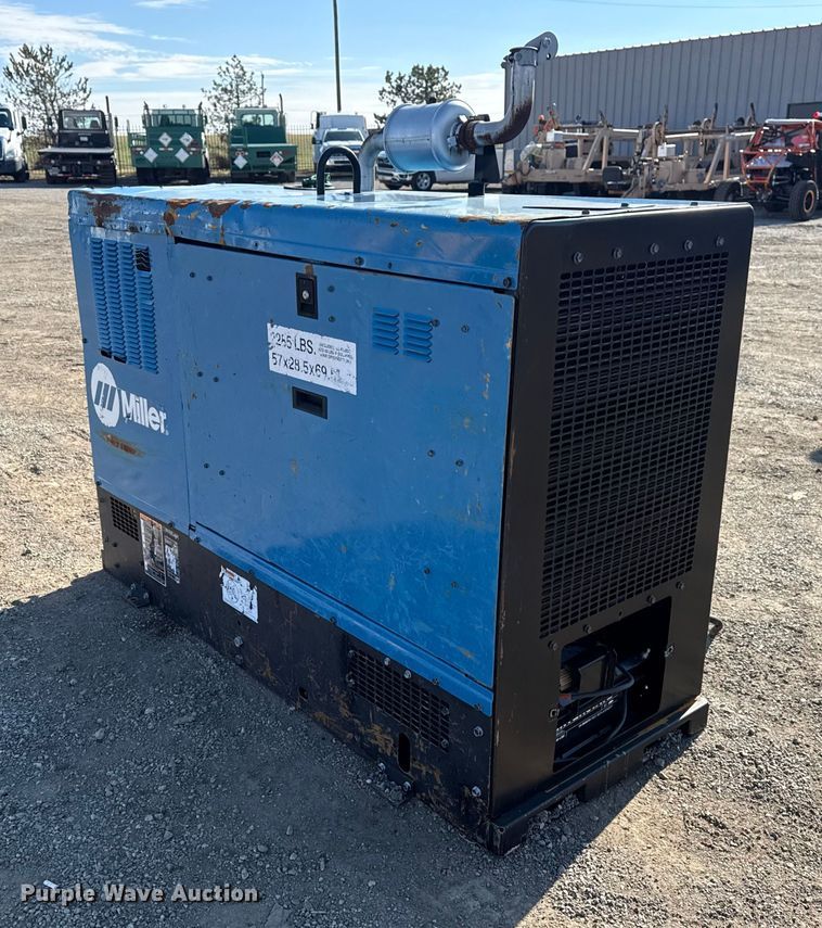 image for item EG1815 Miller Big Blue 800 Duo Air Pak welder/generator