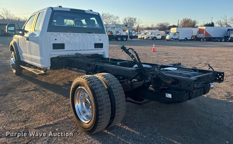 image for item EG1825 2022 Ford F550 Ext. Cab truck cab and chassis