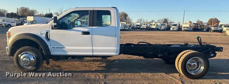 image for item EG1825 2022 Ford F550 Ext. Cab truck cab and chassis