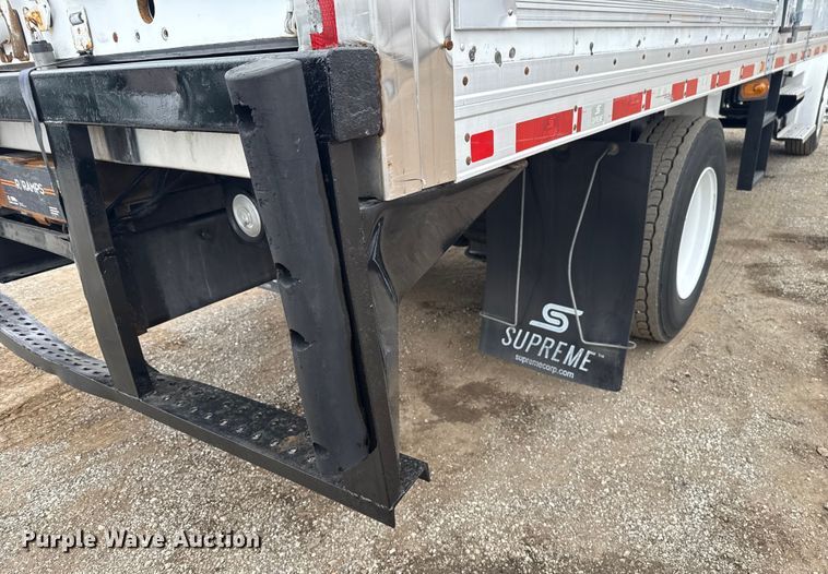 image for item EG1830 2018 Freightliner M2106 refrigerated truck