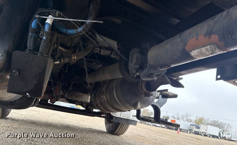 image for item EG1830 2018 Freightliner M2106 refrigerated truck