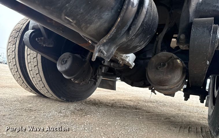 image for item EG1830 2018 Freightliner M2106 refrigerated truck