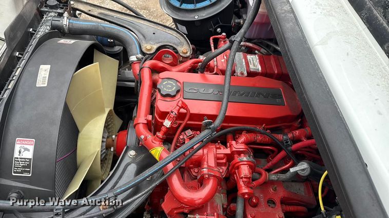 image for item EG1830 2018 Freightliner M2106 refrigerated truck