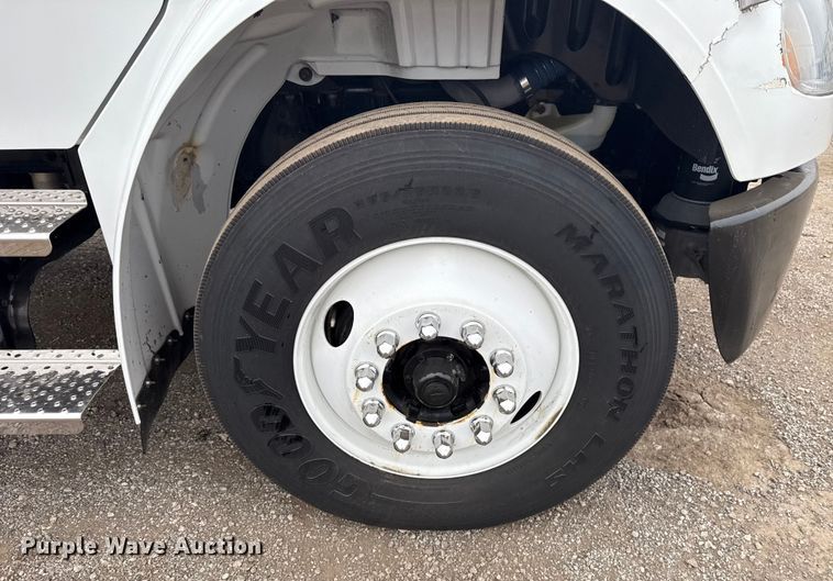 image for item EG1830 2018 Freightliner M2106 refrigerated truck