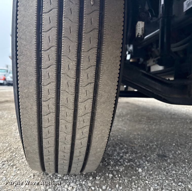 image for item EG1830 2018 Freightliner M2106 refrigerated truck