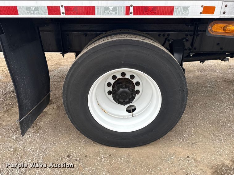 image for item EG1830 2018 Freightliner M2106 refrigerated truck