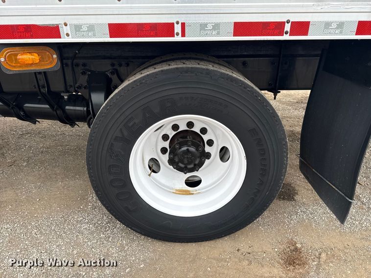 image for item EG1830 2018 Freightliner M2106 refrigerated truck