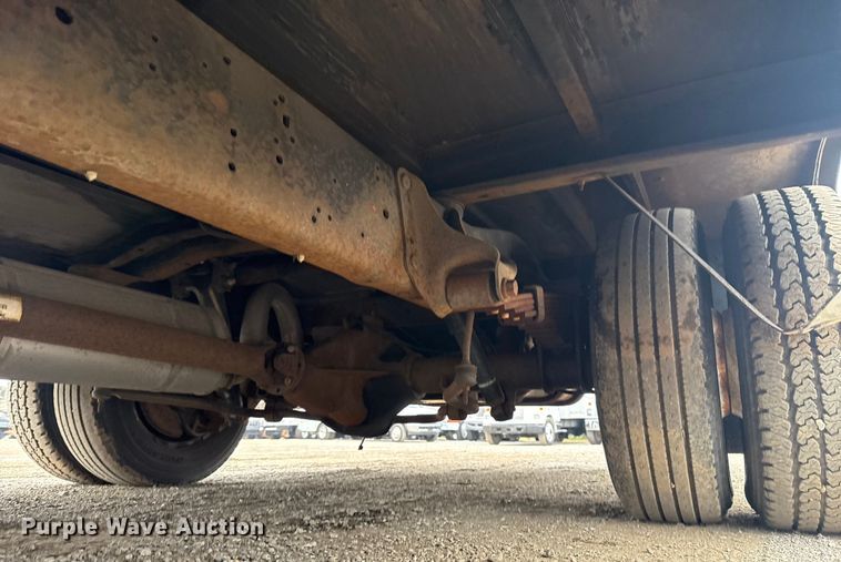 image for item EG1833 2007 Ford E450 prisoner transport shuttle bus